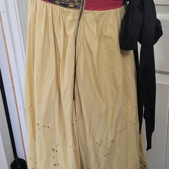 ZEHARVALE BOHO DRESS - Picture 9 of 9